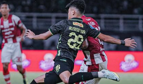 Mikael Tata Bek Kiri asal Papua, Penerus Ruben Sanadi dan Erol Iba di Persebaya