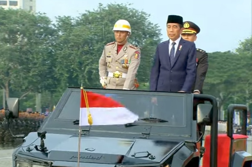 112 Hari Jelang Pemerintahannya Berakhir, Jokowi Anugerahkan Bintang Bhayangkara Nararya untuk 3 Anggota Polri