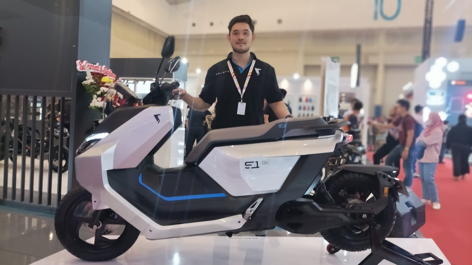 Motor Listrik Savart S-1 Tampil Perdana di Indonesia Lewat Momentum IMOS+ 2023