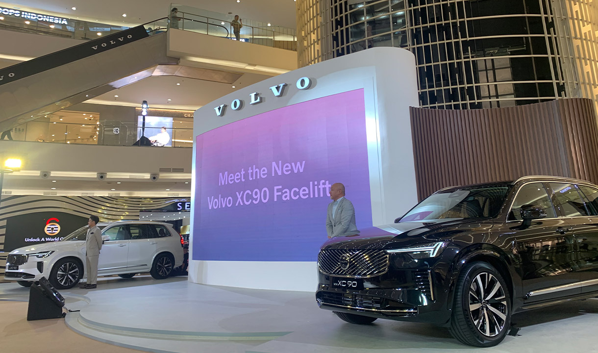 Harga Volvo XC90 Facelift,  Penyegaran Ekterior dan Interior Bikin Berkendara Semakin Aman serta Nyaman