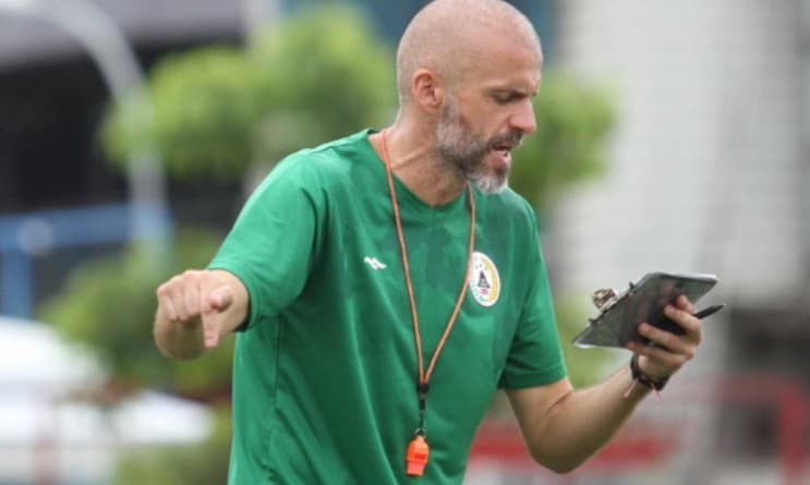 Eduardo Perez Resmi Latih Persebaya, Ini Daftar Mantan Kiper yang Sukses Jadi Pelatih!