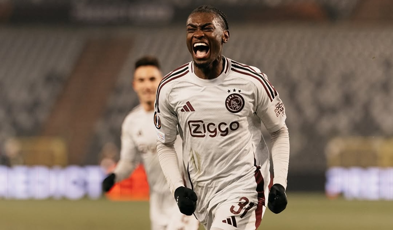 Man Utd dalam 'Pertarungan Sengit' dengan Liverpool dan Chelsea, Saling Sikut Demi Wonderkid Ajax 17 Tahun