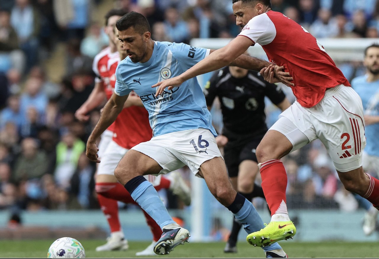 Man City Taklukkan Arsenal 2-1, Cedera Rodri Jadi Kabar Buruk 