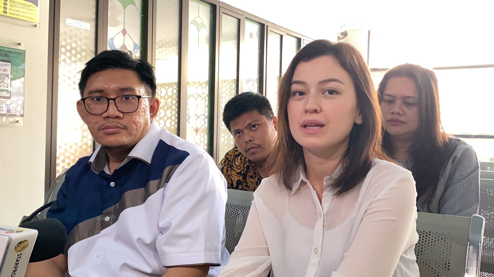 Tak Sekali Edward Akbar Keras Terhadap Anak, Kimberly Ryder: Pernah Disiram Kopi Panas