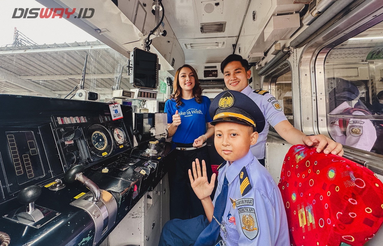 KAI Wujudkan Impian Anak Penderita Kanker Merasakan Jadi Masinis Commuter Line