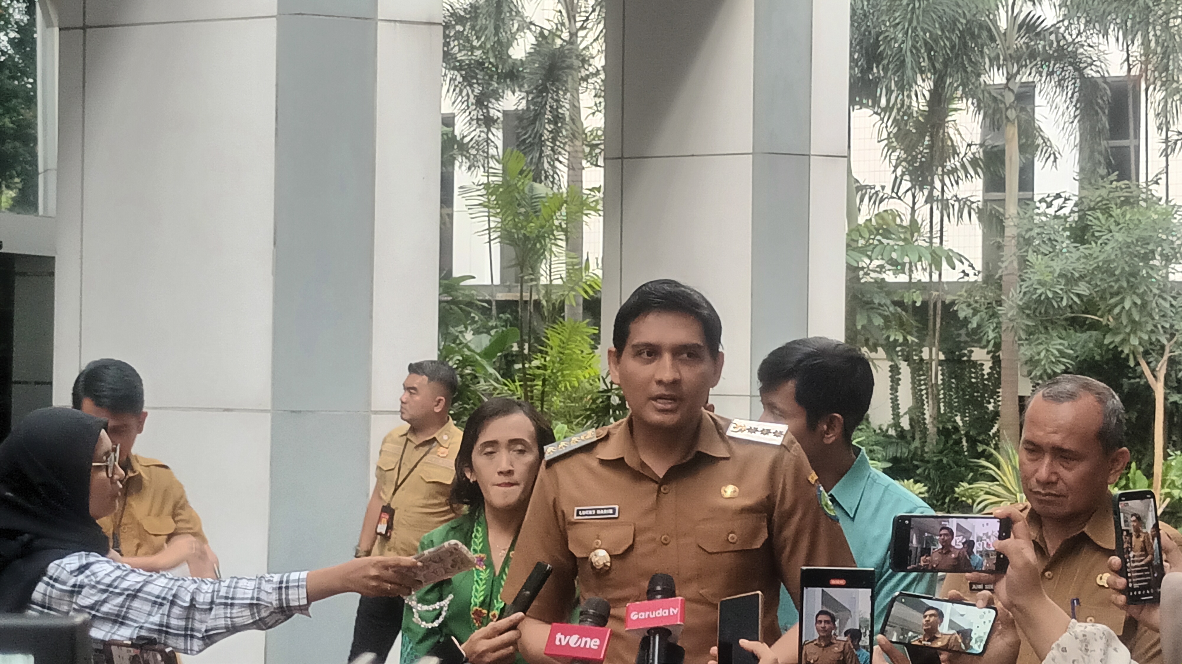 Soal Liburan ke Jepang Tanpa Izin, Lucky Hakim Dicecar 43 Pertanyaan oleh Kemendagri