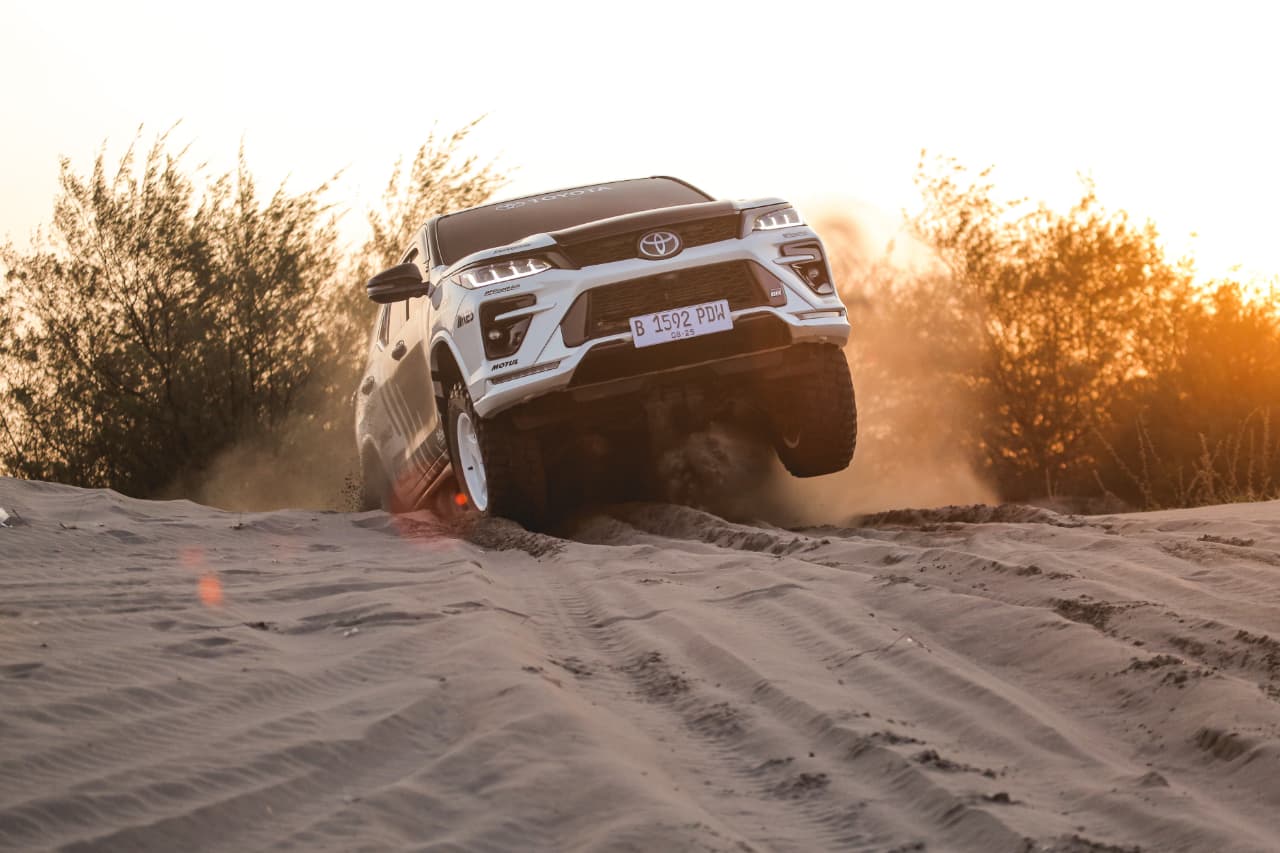 Julian Johan Panaskan Nyali di Sahara Sebelum Tampil di Dakar Rally 2026
