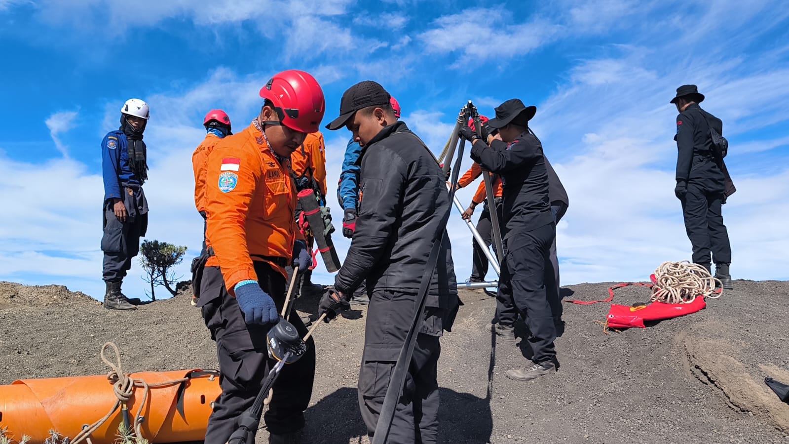 Evakuasi Pendaki Brazil di Gunung Rinjani, Petugas Berhasil Dekati Lokasi Juliana