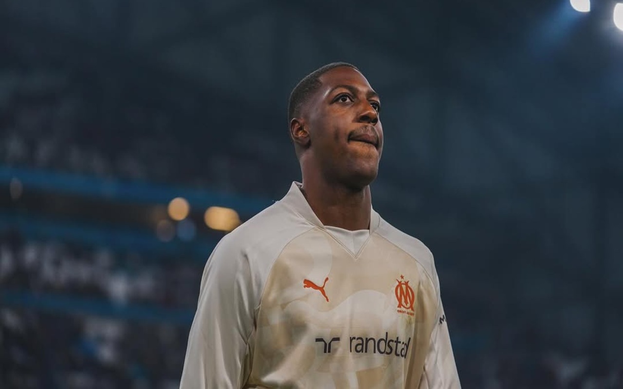 Profil Roggerio Nyakossi, Bek 193 Cm yang Jadi Target Chelsea dan Liverpool