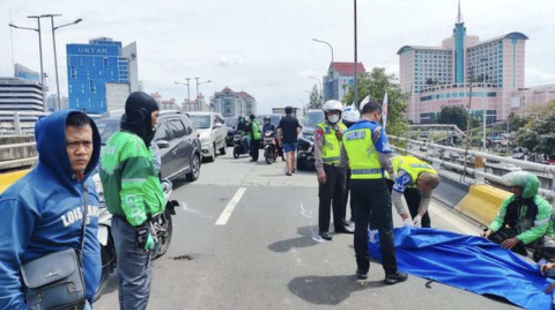 Siapa yang Salah? Polisi Periksa Sopir Pajero Sport dan Truk Derek Buntut Meninggalnya Pengendara Honda PCX di Flyover Grogol