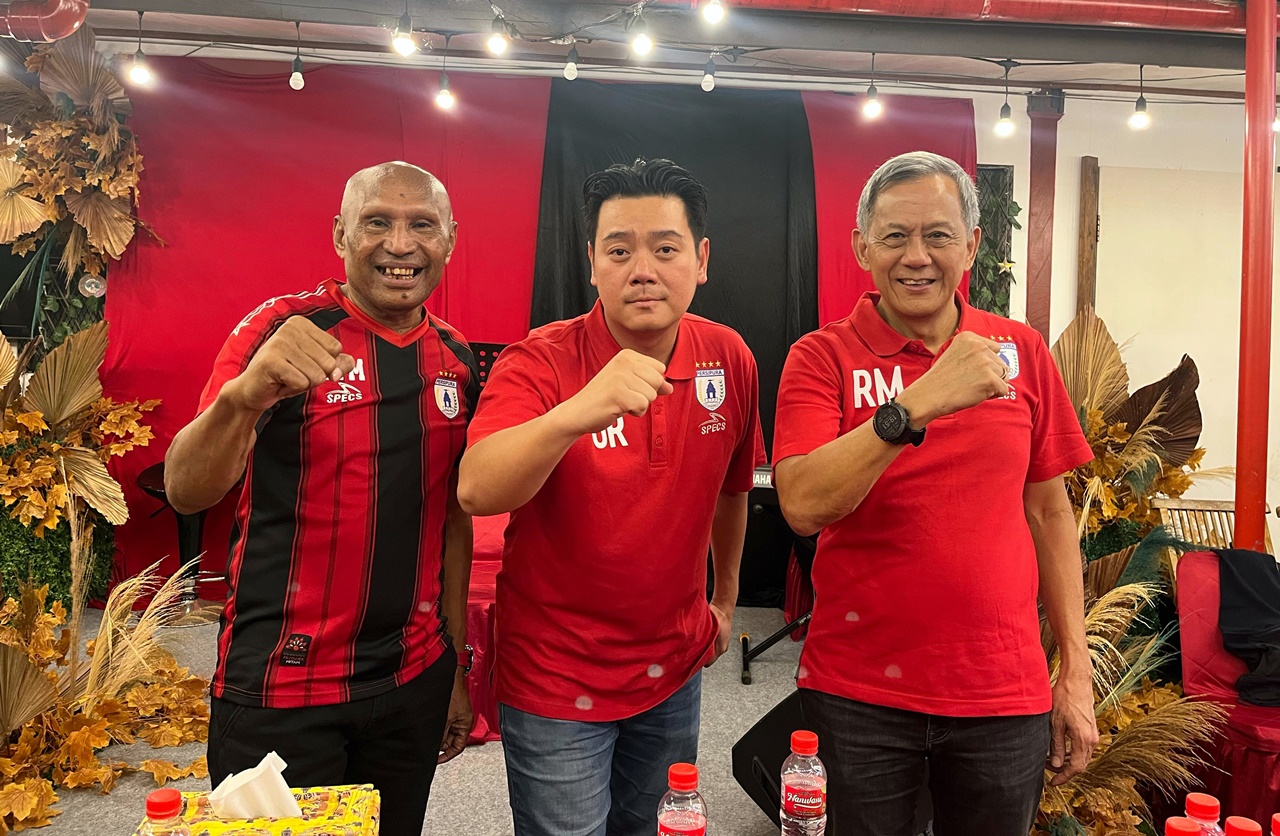Owen Rahadian Gabung ke Persipura, Siap Bangkitkan Sepakbola di Papua