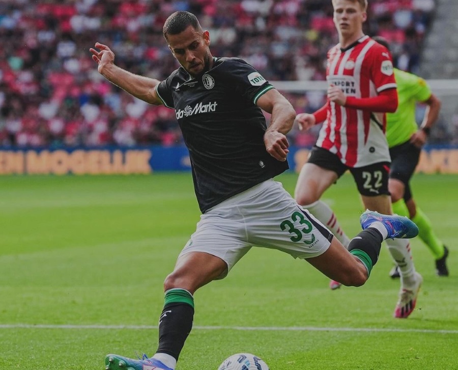 Juventus Incar Bek Multiposisi David Hancko dari Feyenoord, Pelapis Bremer dan Cabal