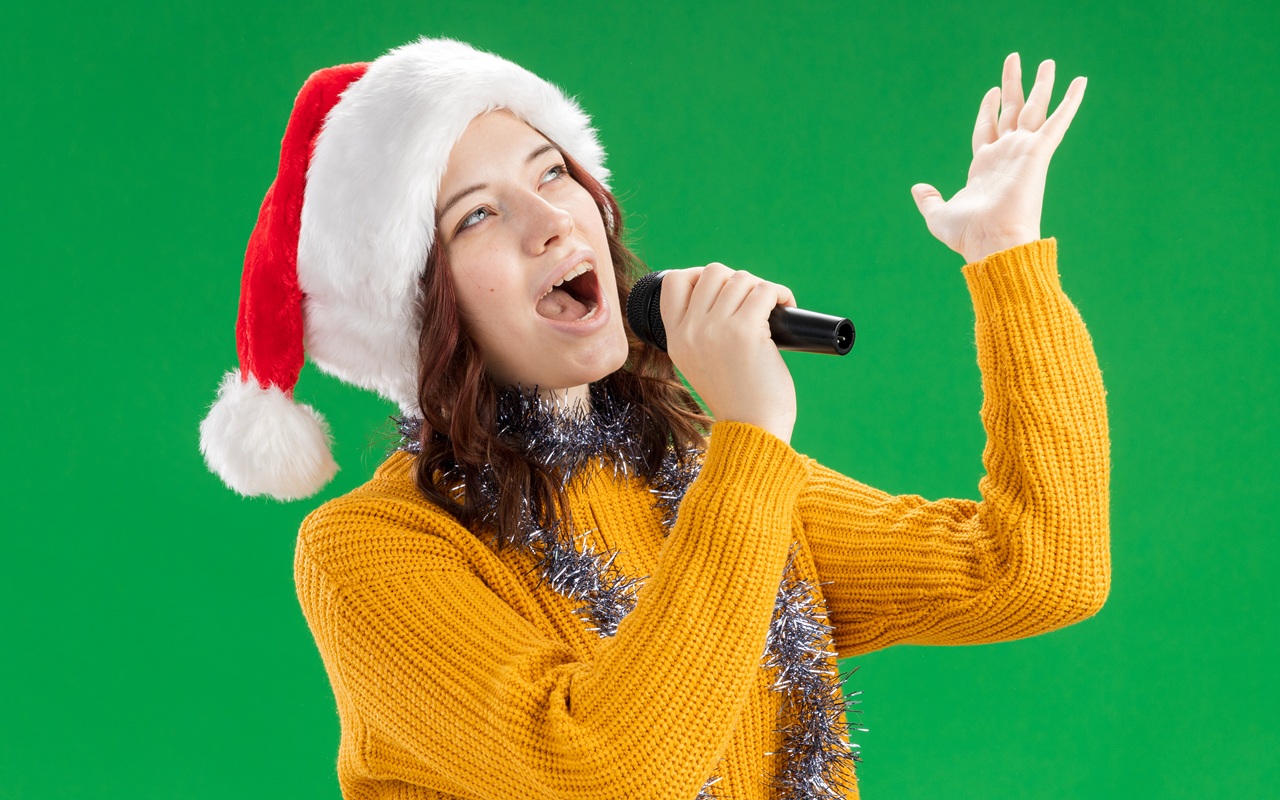 5 Lagu Natal Terbaik yang Wajib Diputar Saat Malam Natal