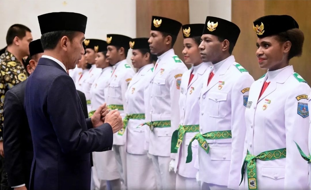 Jokowi Ingatkan BPIP soal Paskibraka Putri Lepas Jilbab