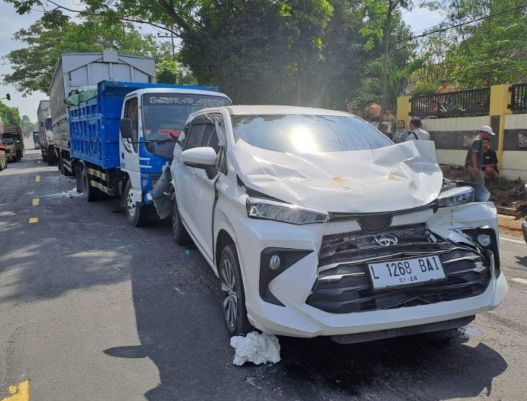 Kronologi 5 Kendaraan Terlibat Kecelakaan Beruntun di Jalur Pantura