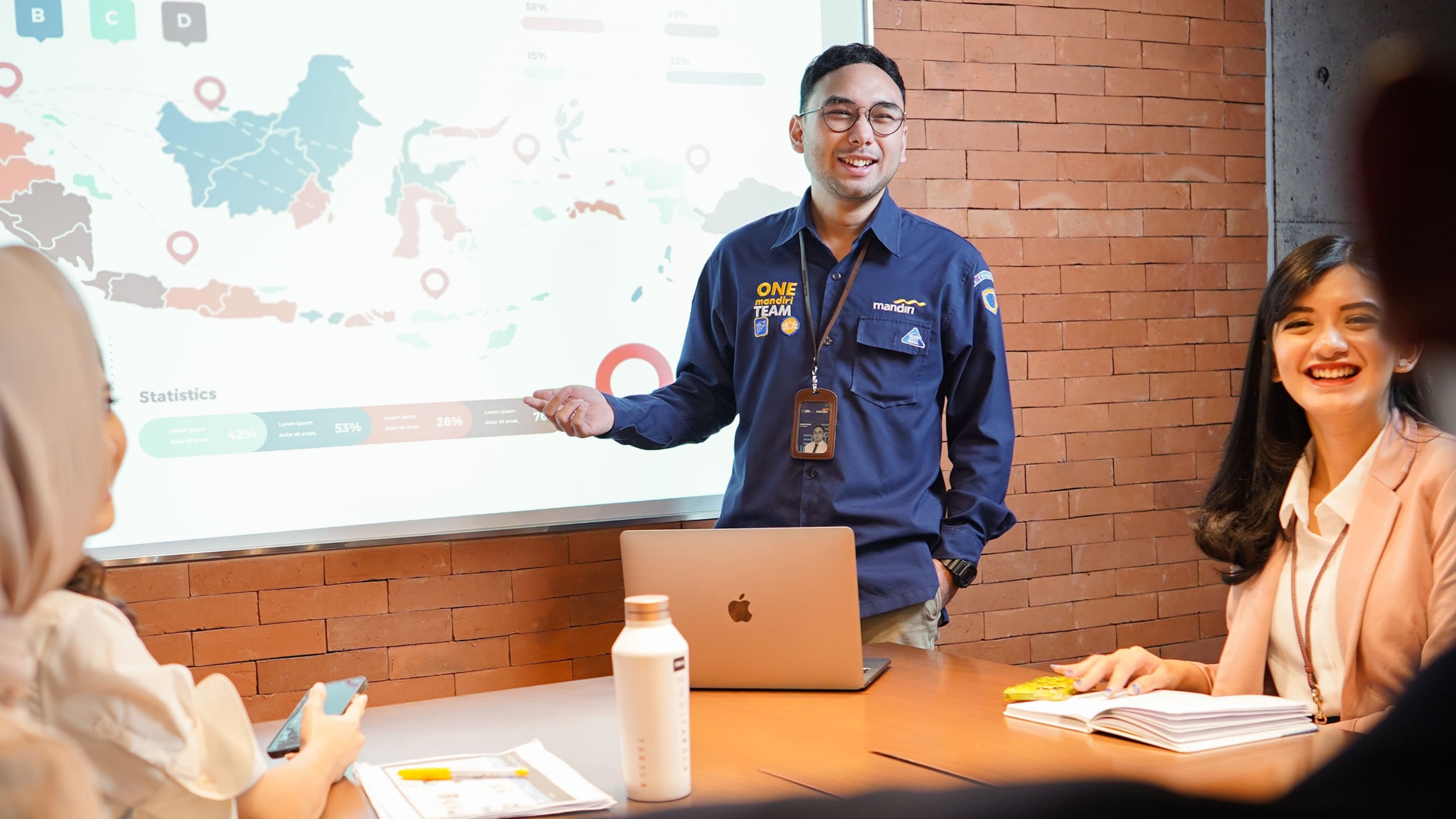 LinkedIn Top Companies 2025: Bank Mandiri Kembali Meraih Peringkat Pertama dalam Pengembangan Karir di Indonesia