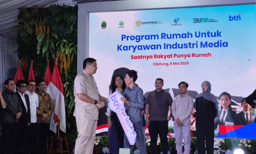 Serah Terima 100 Kunci Rumah Subsidi untuk Pekerja Media