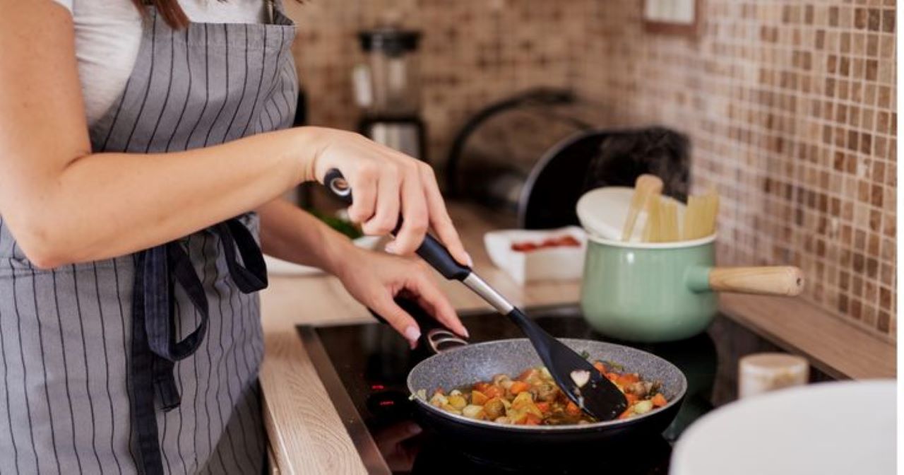 5 Stok Lauk Kering Tahan Lama untuk Sahur Darurat, Cukup Oseng 2 Menit