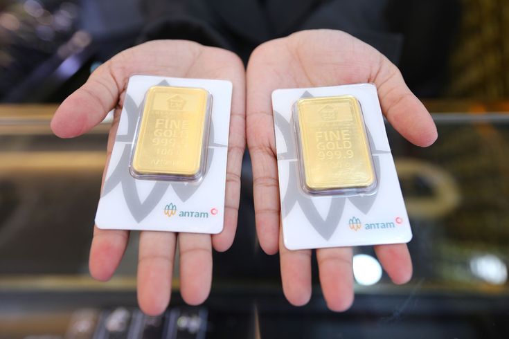 Update Harga Emas Pegadaian 4 Mei 2025, Turun Rp 10.000 per Gram