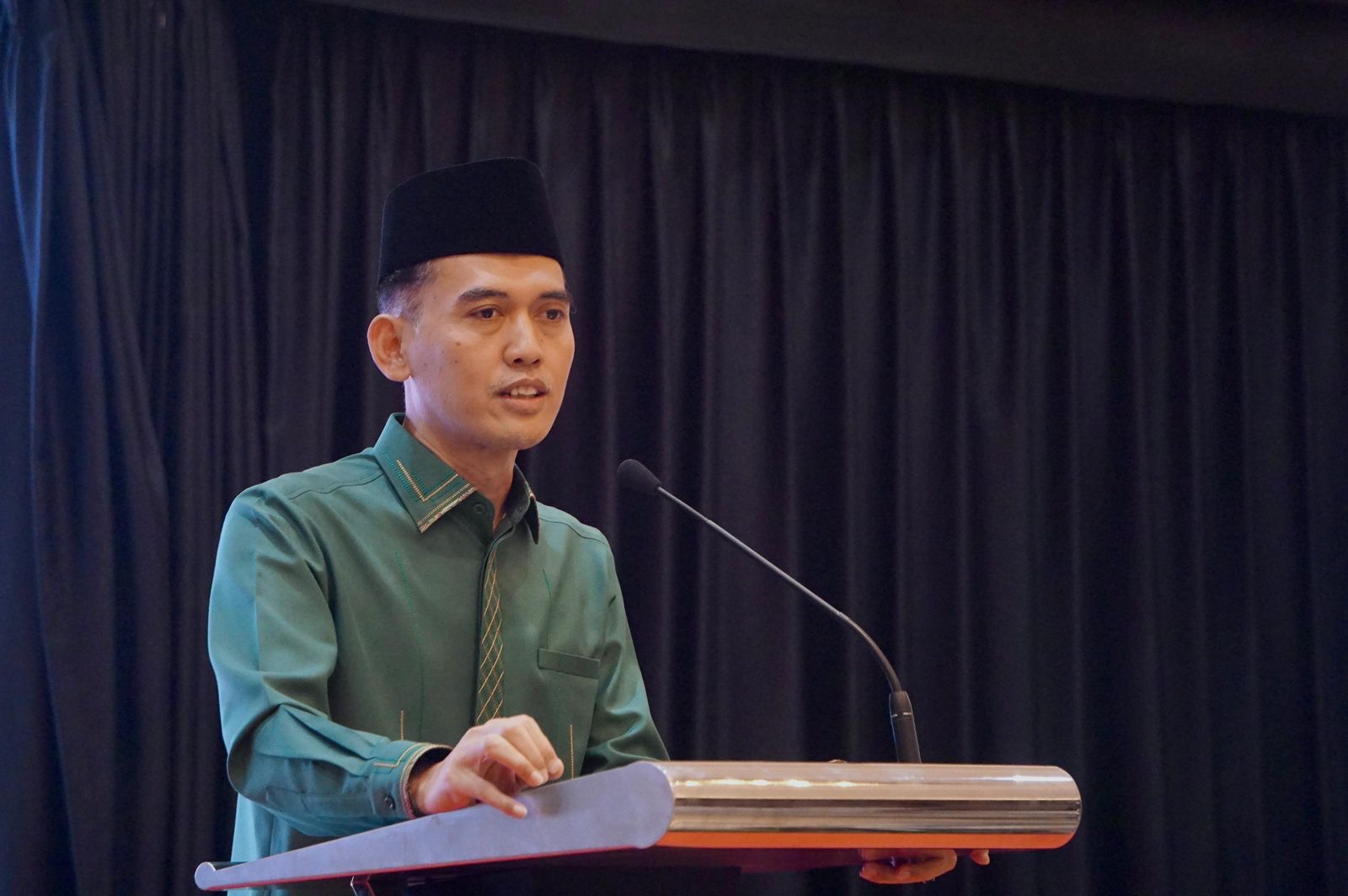 MUI Kecam Aksi Penjarahan dan Unjuk Rasa, Minta Masyarakat Kembalikan Seluruh Barang-Barang ke Pemiliknya