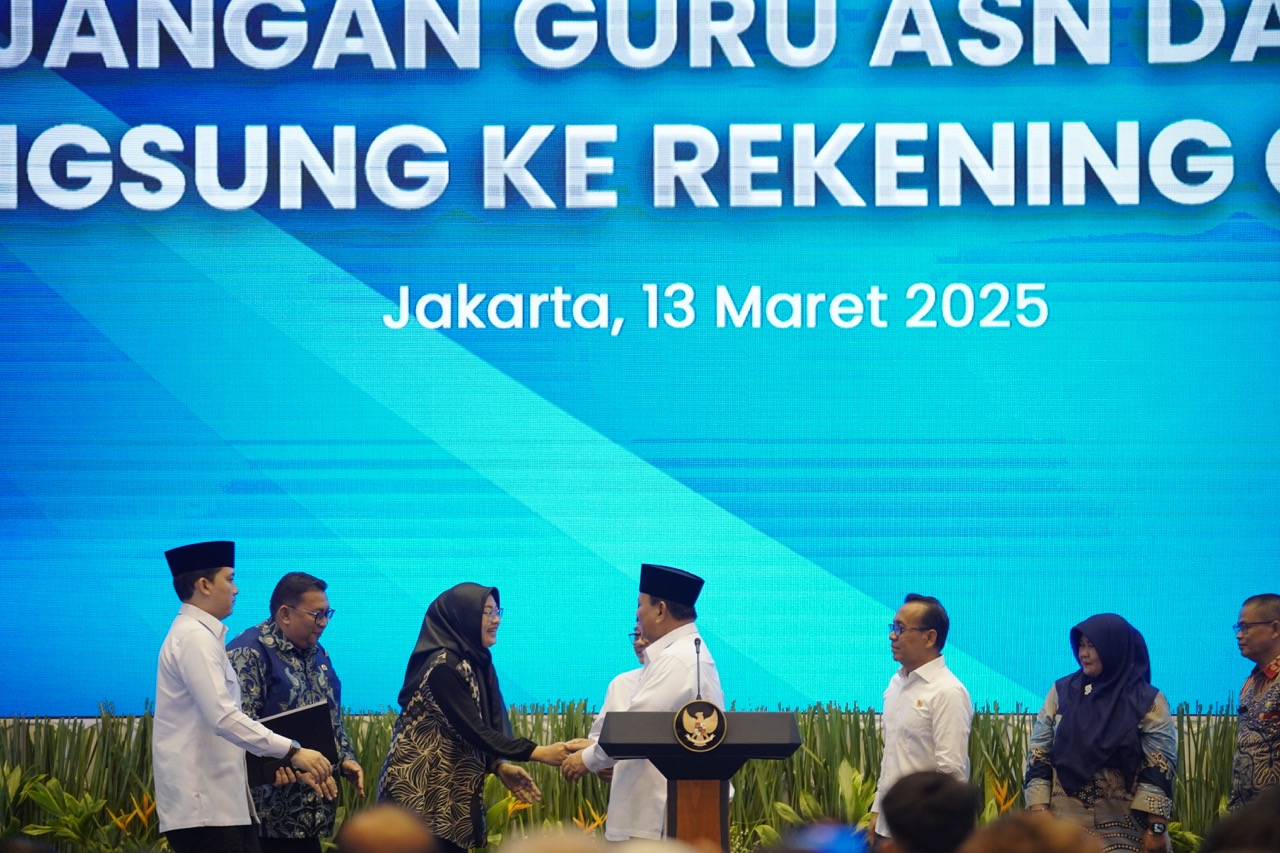 Prabowo Perintahkan Untuk Perbaiki Birokrasi Demi Mempermudah Hidup Rakyat 