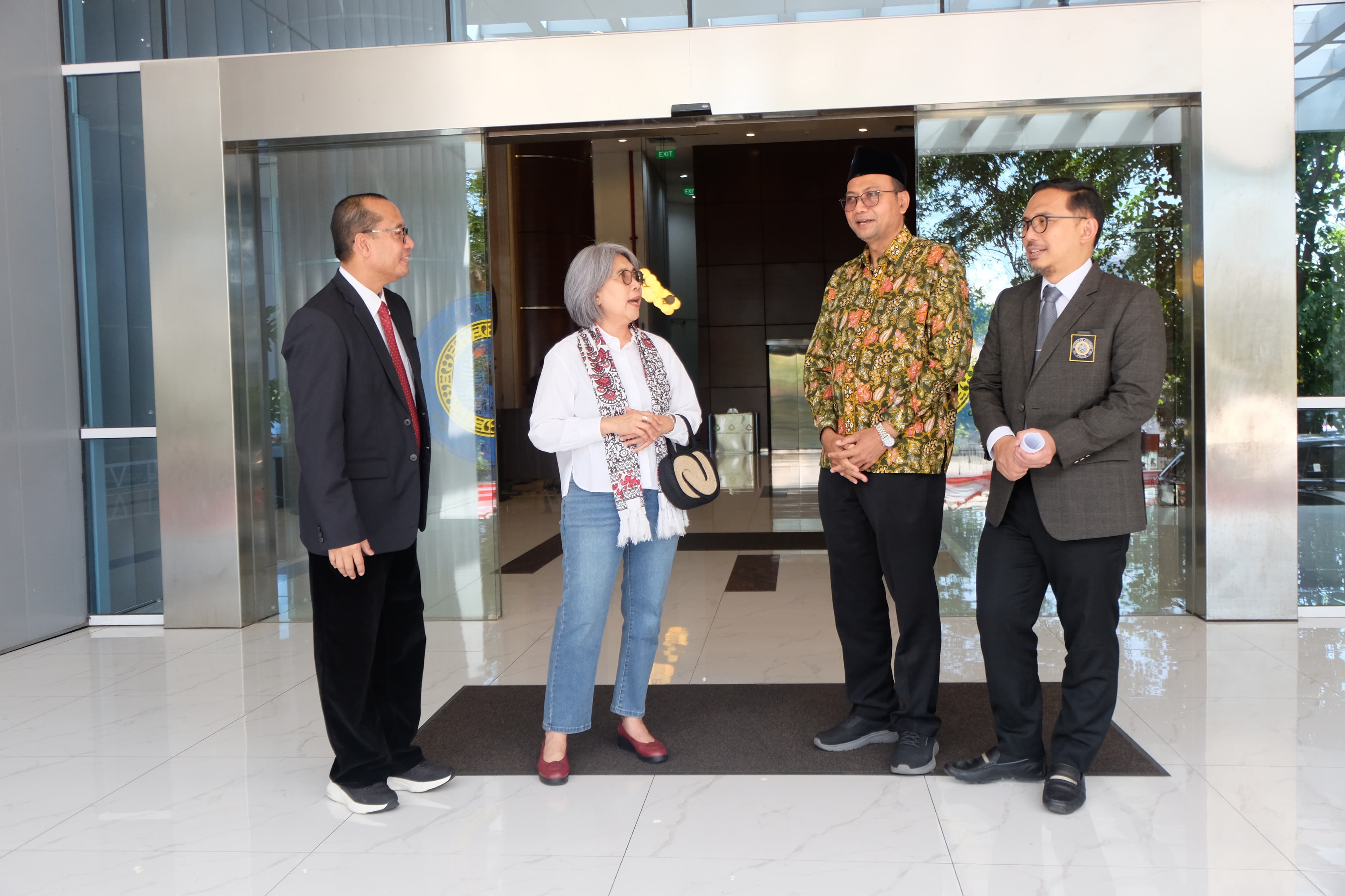 Indah Kurnia Jajaki S3 di Unair, Bidik Program Doktor Pengembangan SDM