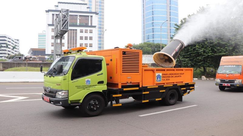 Jaga Udara Jakarta Tetap Sehat, DKI Operasikan Water Mist 8 Jam Sehari