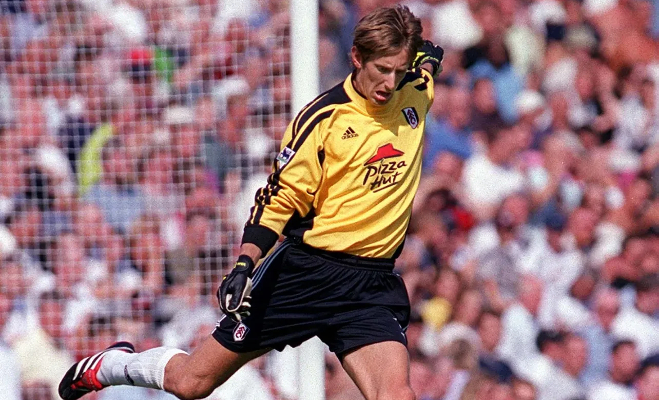 Van der Sar Sebut Thibaut Courtois Lebih Baik Ketimbang De Gea, Manchester United Incar Striker Pencetak 195 Gol