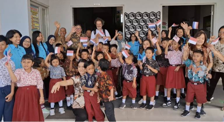 Kolaborasi Indonesia-Belanda Hadirkan Pakar Sekolah Luar Biasa