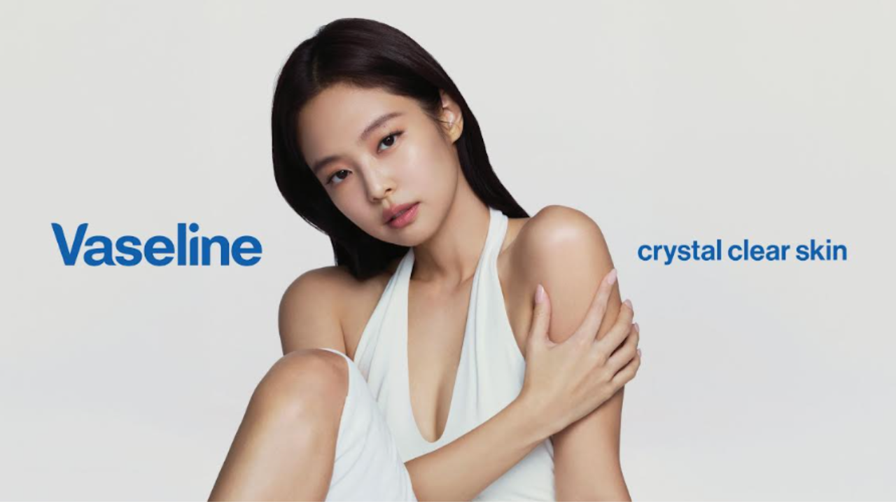 JENNIE Bersama Vaseline Rayakan Effortless Confidence dan Self-Expression Lewat Kulit Sehat dan Glowing