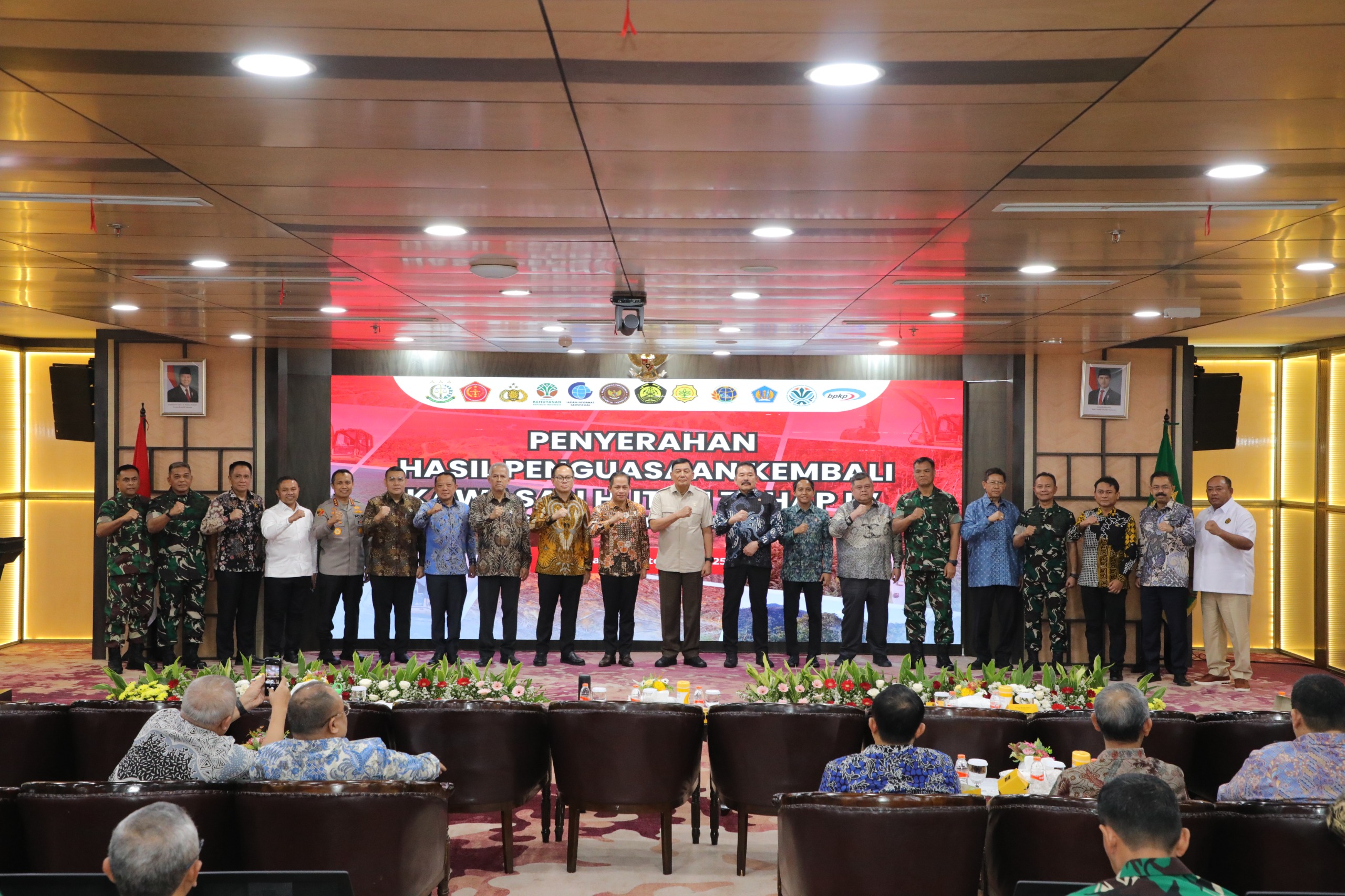 Satgas PKH Kembalikan 674 Ribu Hektare Kawasan Hutan ke Negara, Total Capai 3,3 Juta Ha
