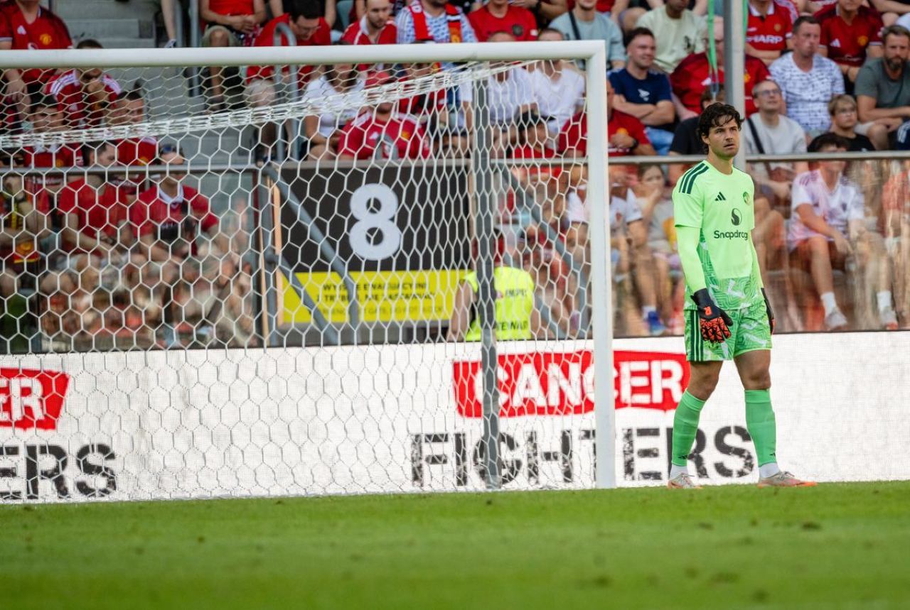 Man United Ditekuk AC Milan 2-4, Ini 3 Hal yang Harus Dibenahi Michael Carrick