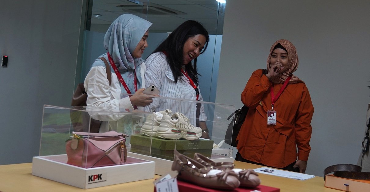 KPK Lelang 25 Aset Rampasan Korupsi Senilai Rp26,2 Miliar Melalui Sistem Daring