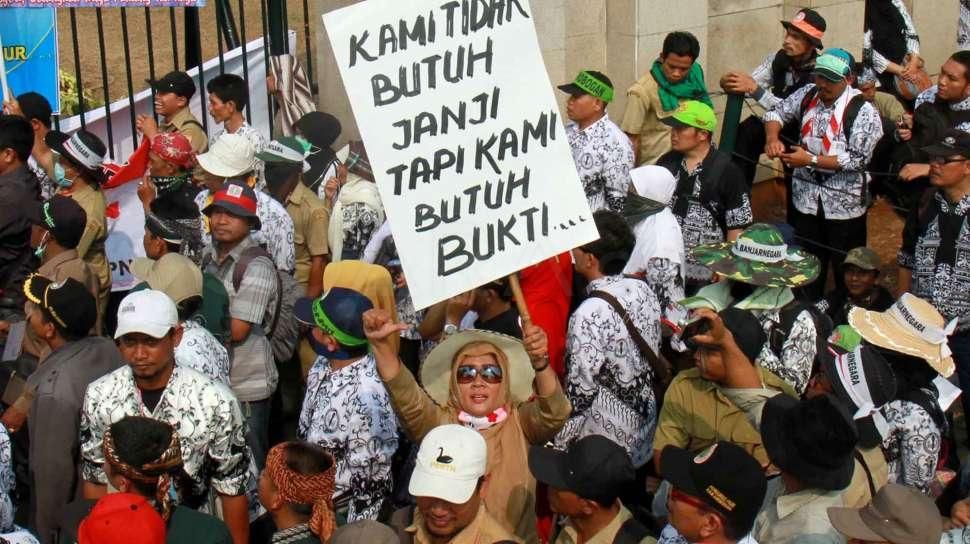 Masih Ada Waktu Sebelum Dihapus, Honorer Diimbau Cari Pekerjaan Lain