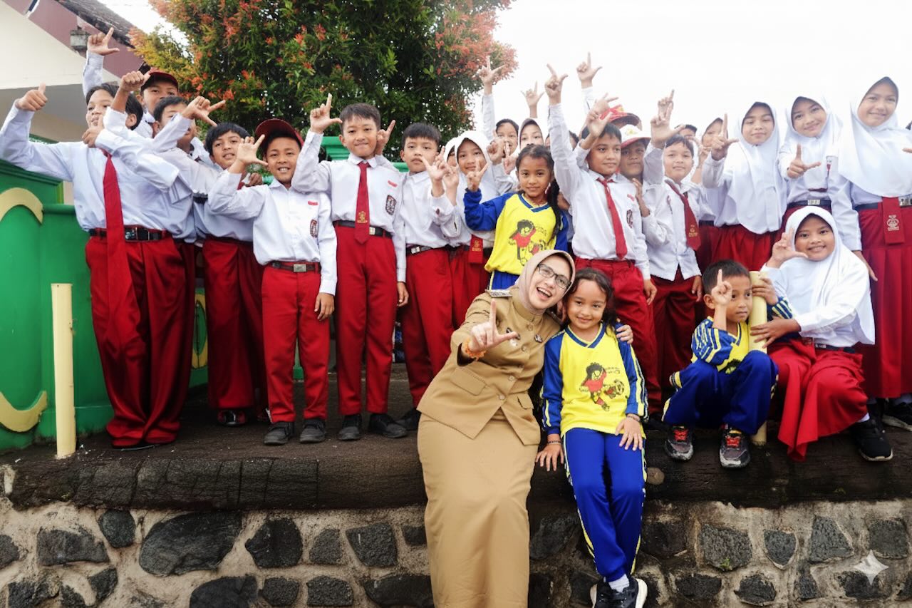 Hari Ibu 2025: Bupati Lumajang Indah Amperawati Masdar Tak Rela Anak-anaknya Menderita