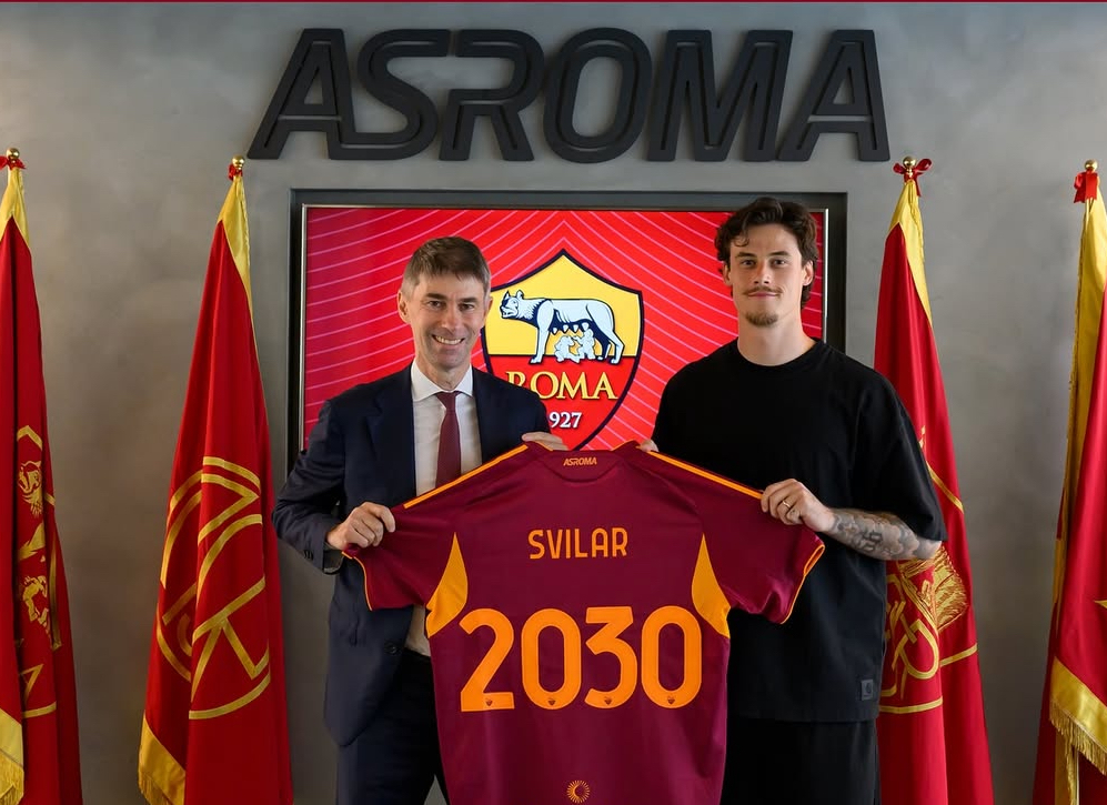 RESMI! Mile Svilar Perpanjang Kontrak, Gaji Kiper Tertinggi Sejarah AS Roma, Bikin Manchester United Gigit Jari