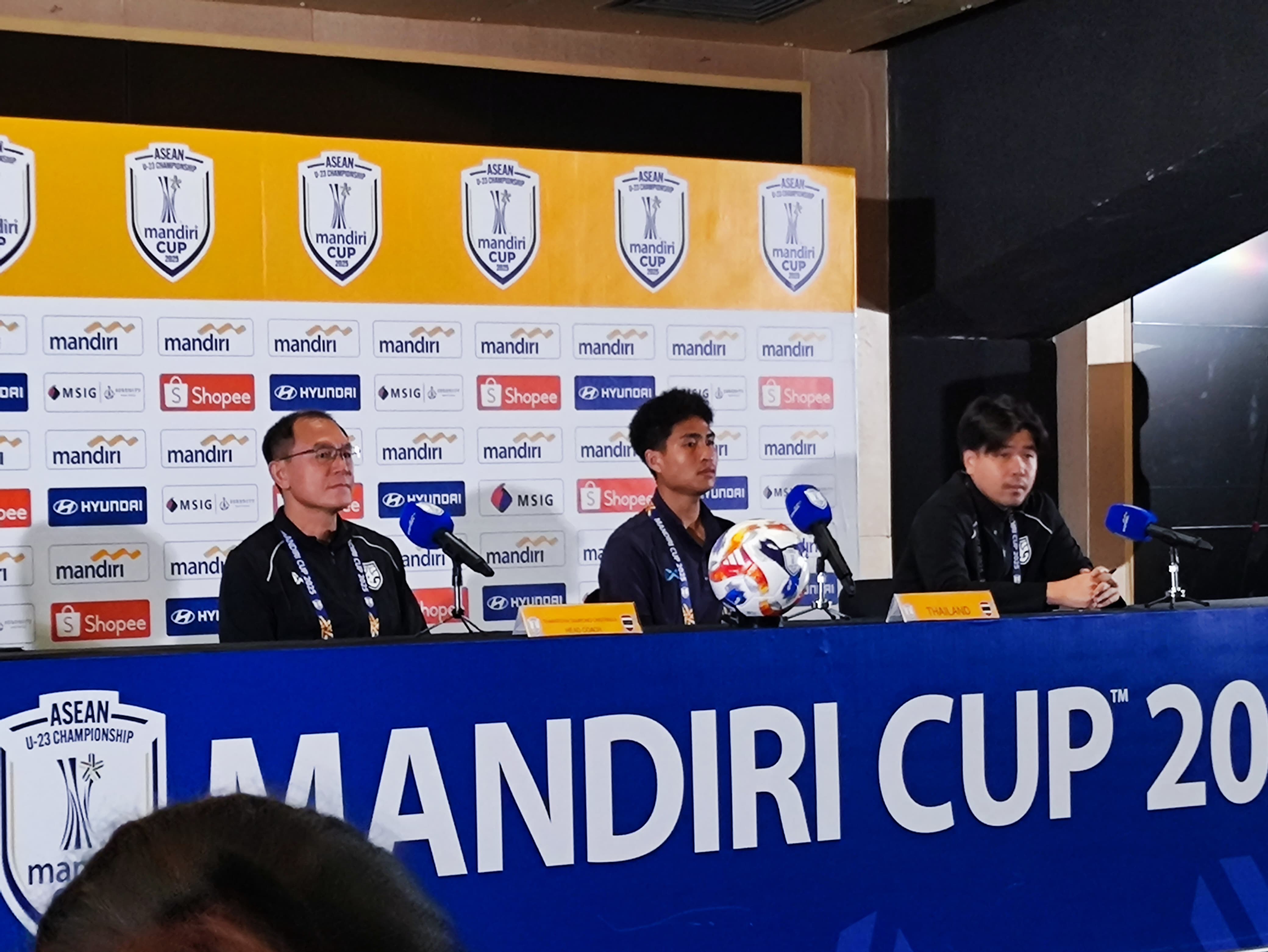 Semifinal Piala AFF U-23 2025: Thawatchai Sebut Indonesia Tim Kuat, Tapi Thailand Siap Tampil Habis-Habisan