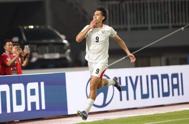 Punya Tinggi 2 Meter, Media Vietnam Sebut Mitchell Lee Baker Jadi Ancaman di Piala AFF 2026
