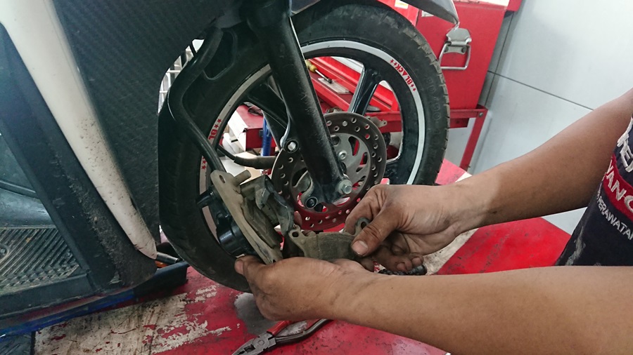 3 Poin Penting Rawat Rem Cakram Sepeda Motor