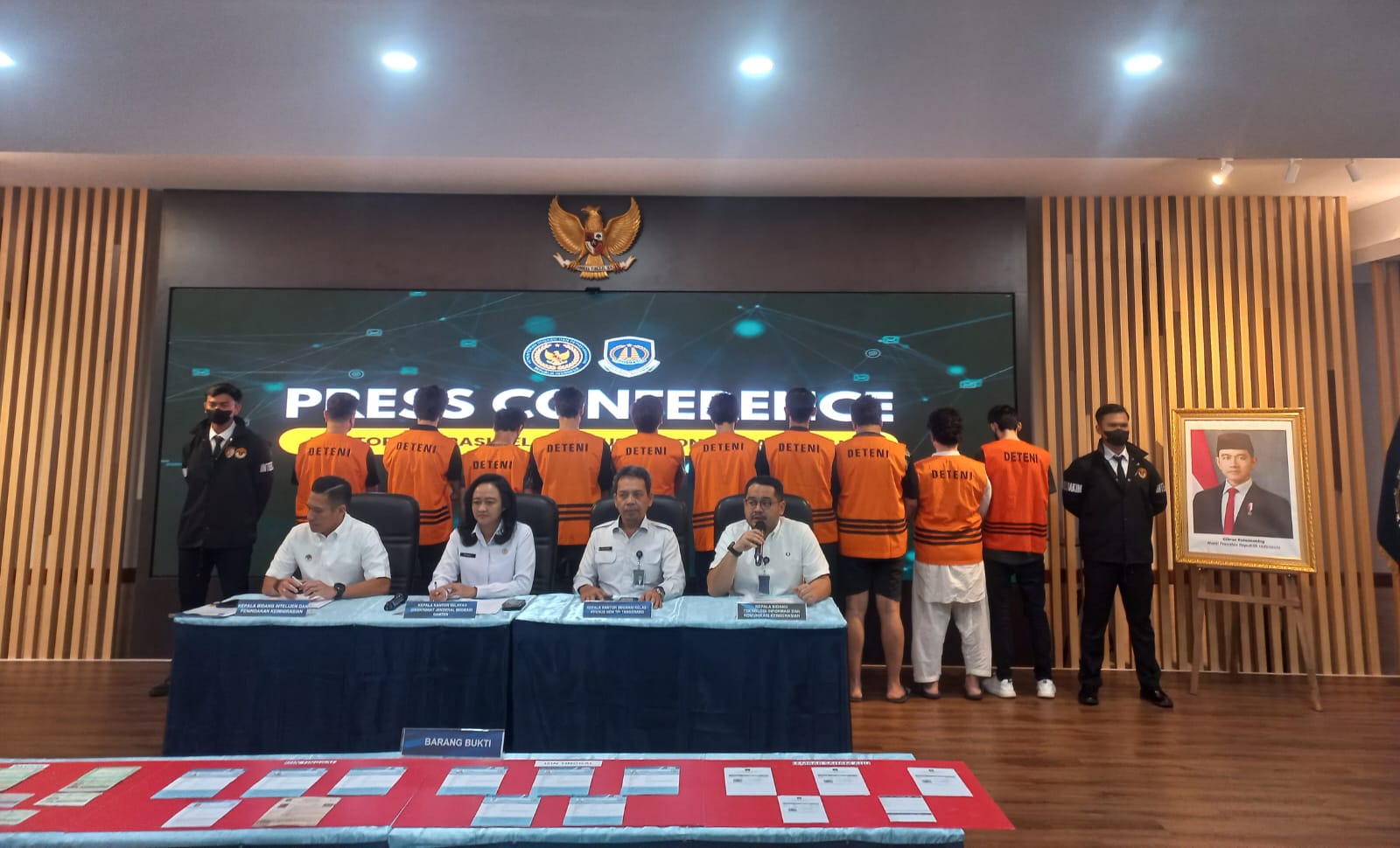 Nekat! 10 WNA Jalankan Investasi Bodong di Tangerang, Saat Dicek Kantornya Kosong 