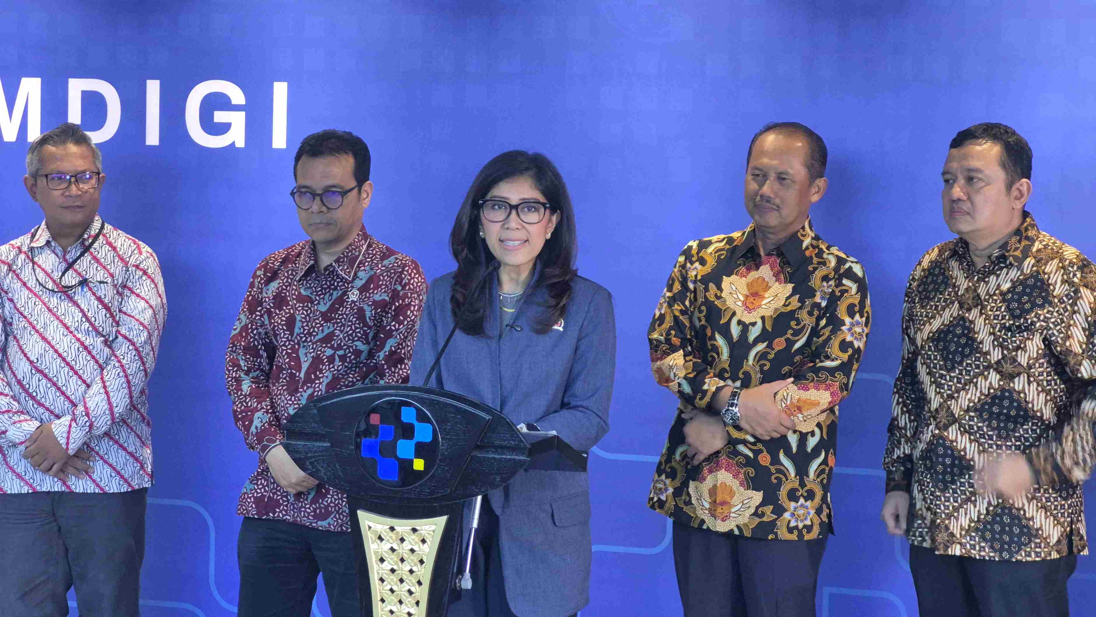 XLSmart Telecom Beroperasi, Komdigi Ingatkan Komitmen untuk Bangun 8.000 BTS hingga Nasib Karyawan