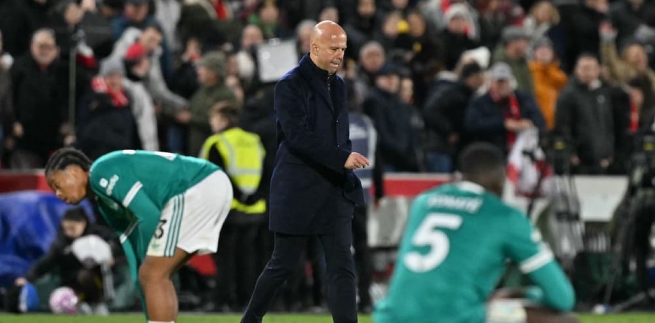 Liverpool Terpuruk, Arne Slot Sebut Kekalahan Lawan Brentford Paling Mengecewakan