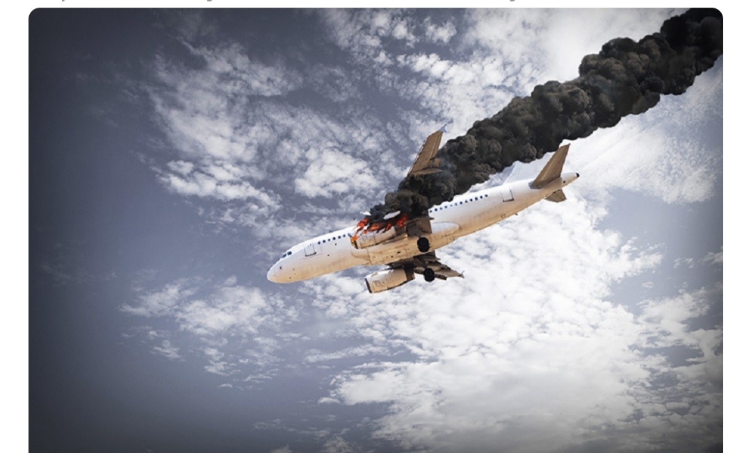 Tim SAR Gabungan Evakuasi Korban Pesawat SAM Air di Papua
