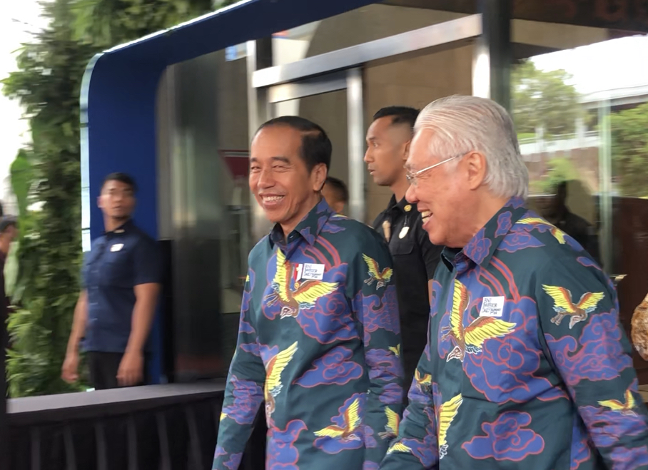 Ini Filosofi Batik yang Dipakai Jokowi Saat Membuka BNI Investor Daily Summit 2024