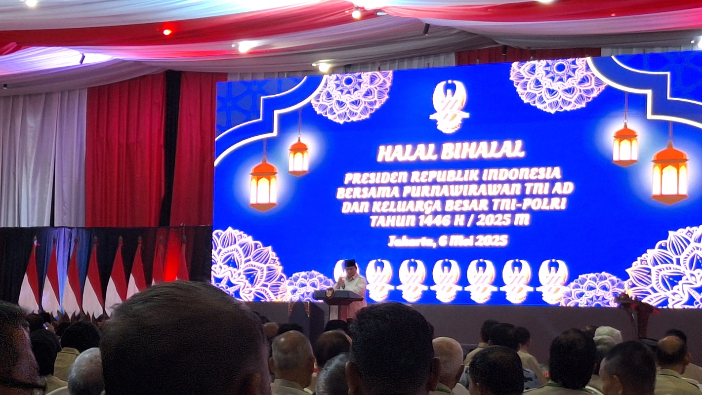 Kelakar Prabowo Sebut AHY-Sugiono Purnawirawan Muda, 'Letkol Teddy Belum Purnawirawan'