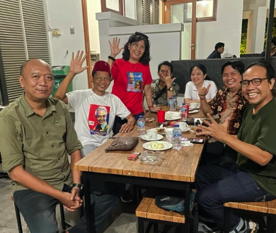 Jaringan Ksatria Airlangga Alumni Unair Merapat ke Ganjar Pranowo, Teguh: Kami Bukan Organisasi Sayap PDIP