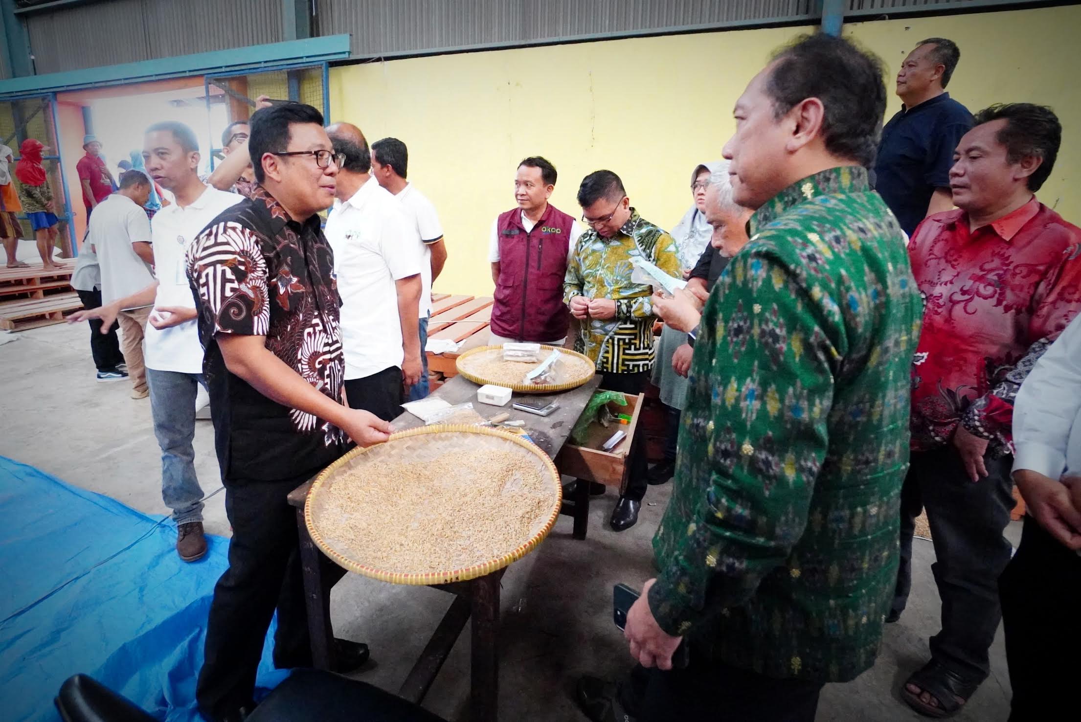 Dorong Optimalisasi Panen Raya, Bapanas Tinjau Langsung Gudang Perum Bulog