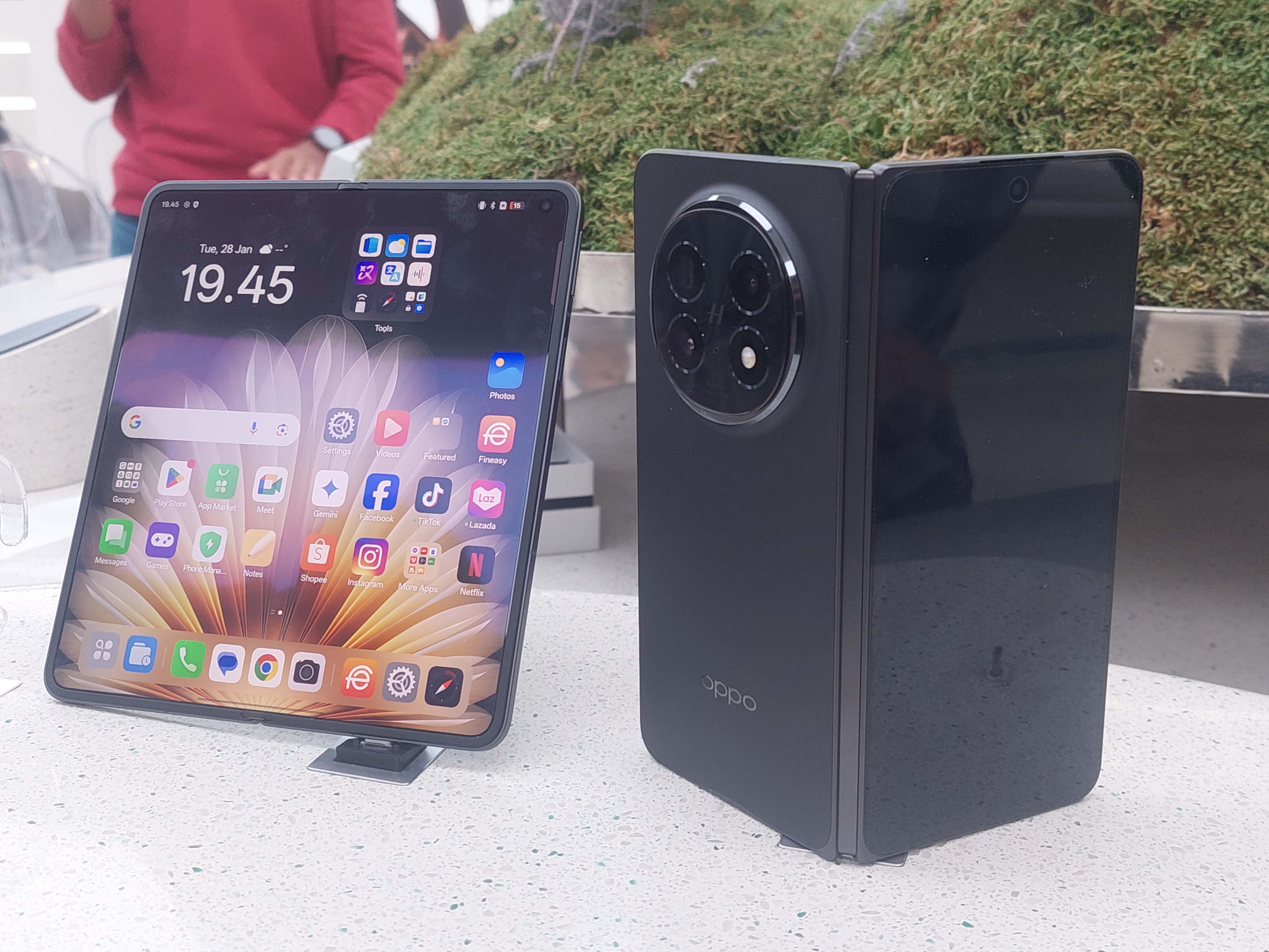 Multitasking Level Dewa! Oppo Find N5 Bisa Split Layar dan Kendalikan MacBook Sekaligus
