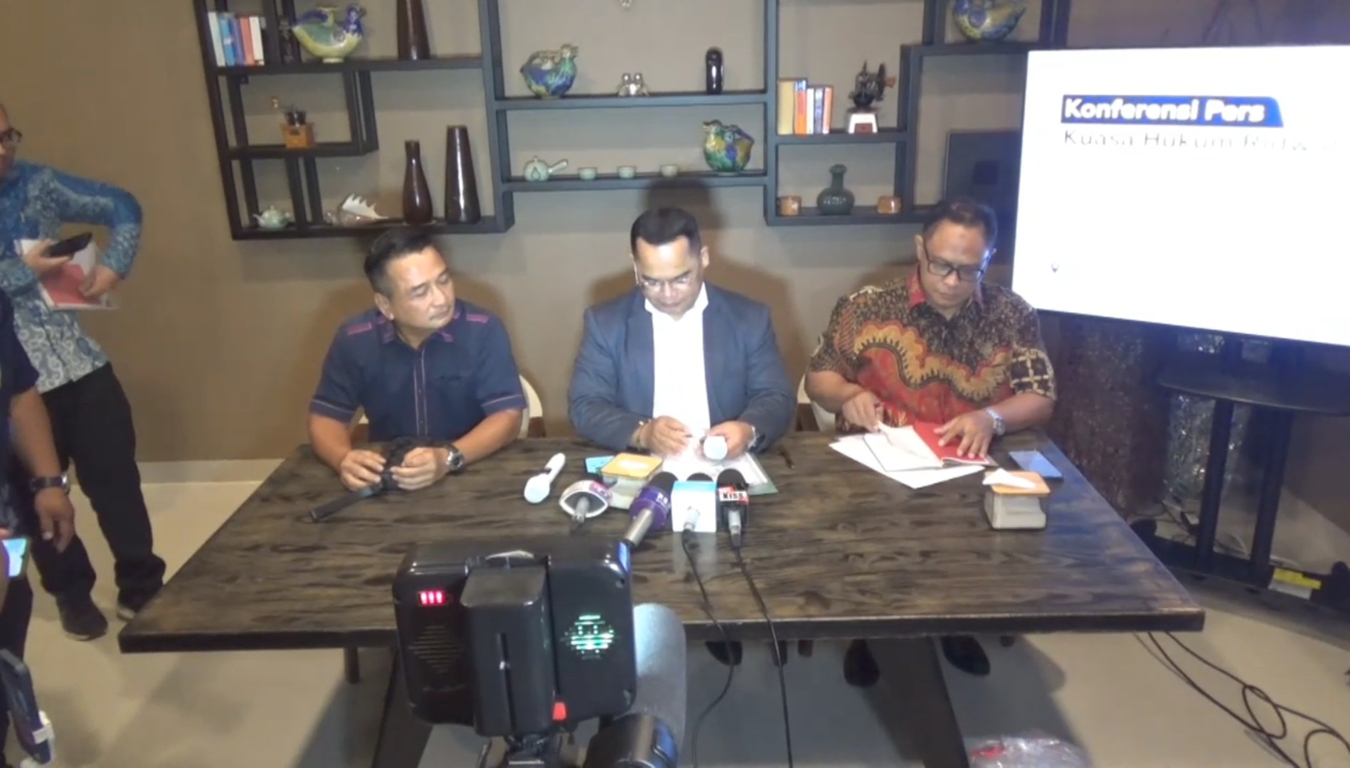 Tuduh Punya Anak dari Ridwan Kamil, Lisa Mariana Terancam 12 Tahun Penjara!