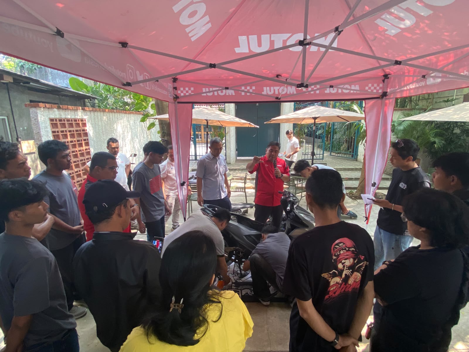 Perkuat Jaringan Bengkel, Motul dan Ipone Luncurkan Program Mini Motul Performance Solution